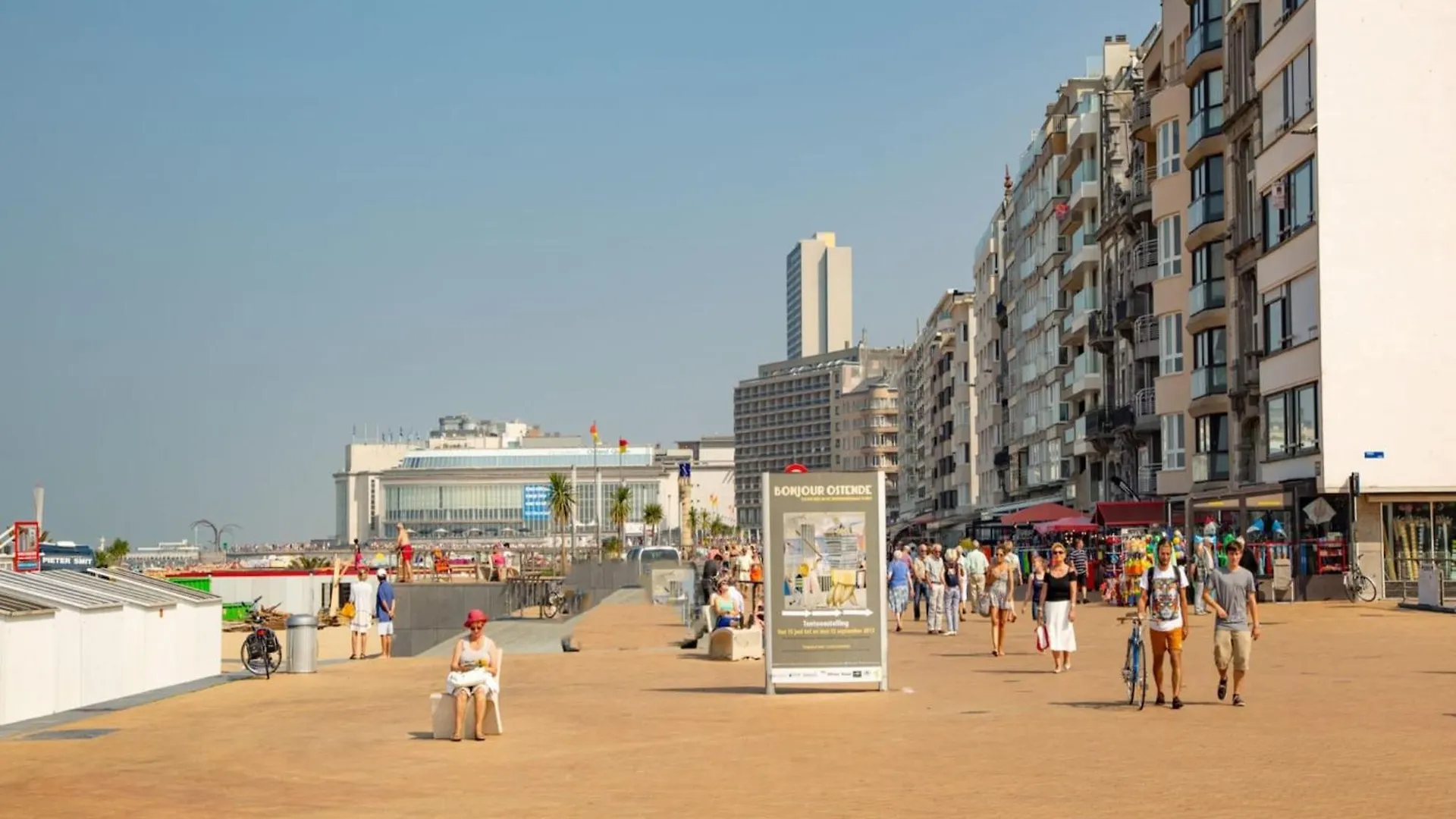 Beautiful Apartment With View Ostend